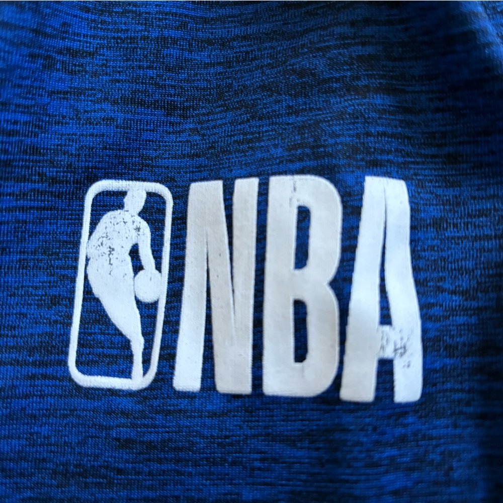 NBA set - Picture 2 of 5